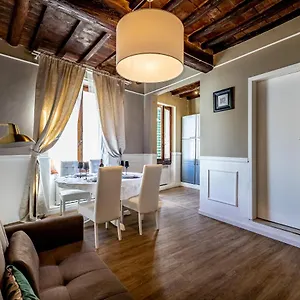 Florentine Experience In Santa Croce Appartamento Firenze